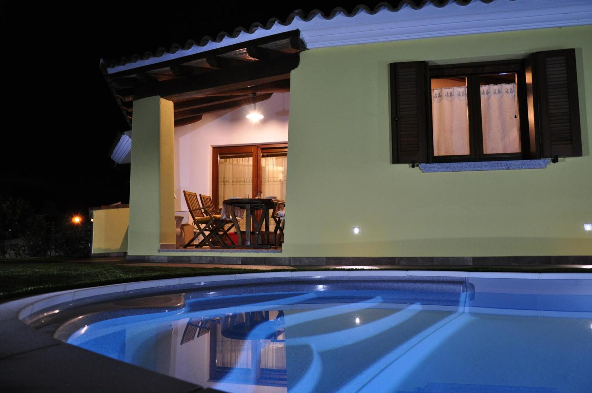 Villa Nadia Con Piscina Privata Budoni Tanaunella Bagian luar foto